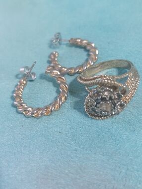Vintage Rhinestone Cluster HGE Ring & Two-tone Pierced Earring Set